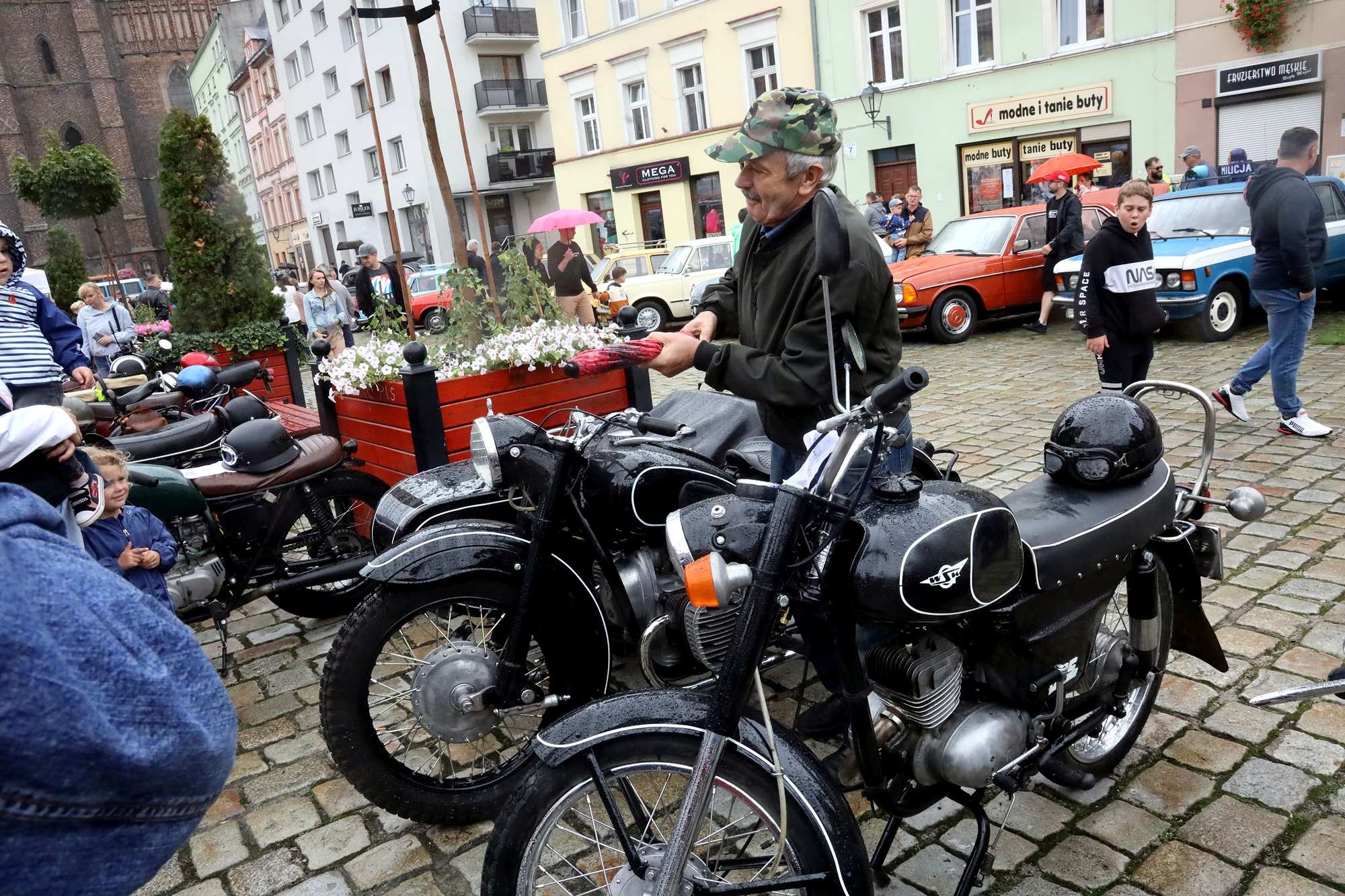 Oldtimer Chojnów - Zlot Pojazdów Zabytkowych