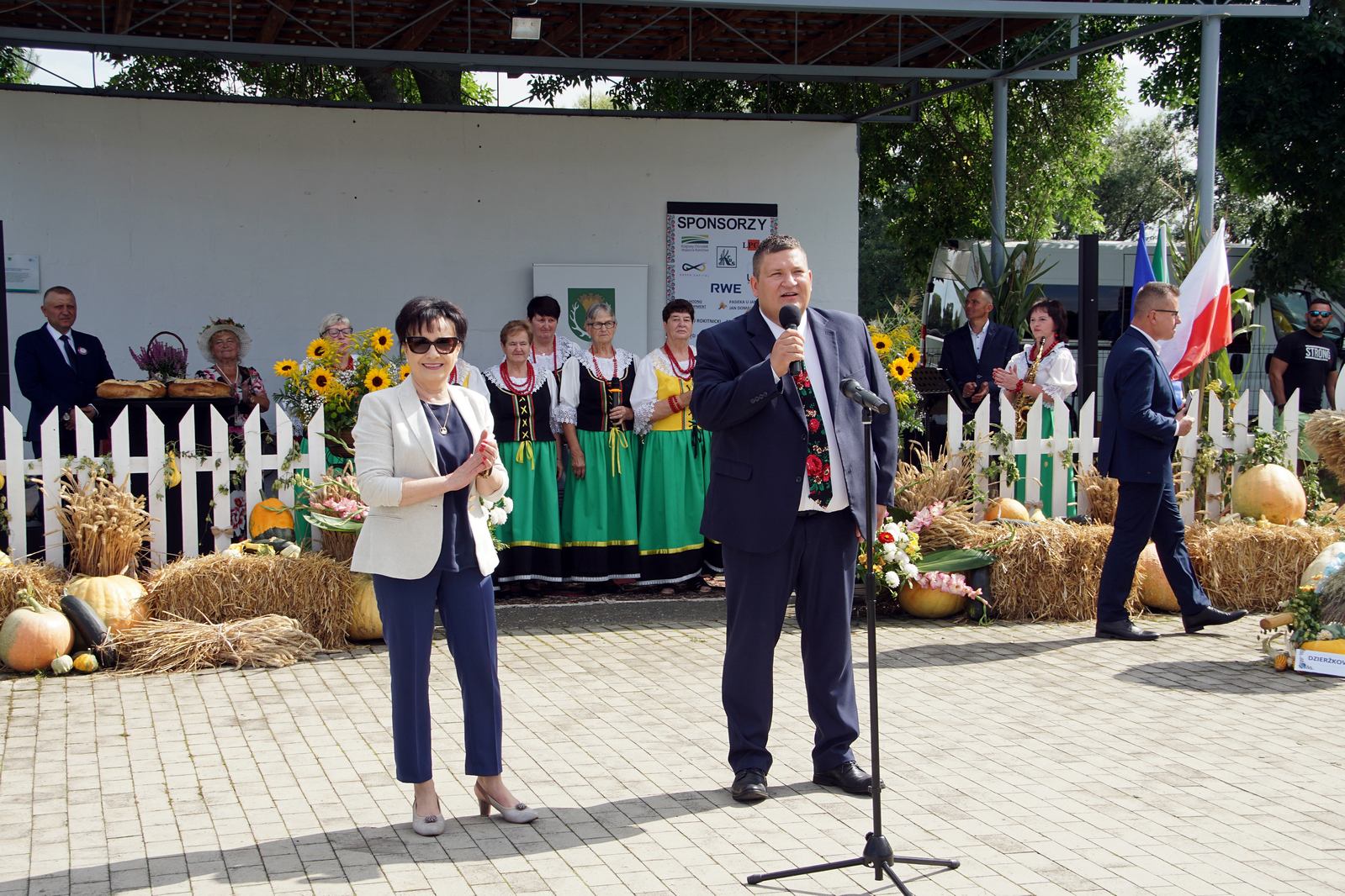 Dożynki Gminy Ruja odbyły się na boisku w Tyńcu Legnickim