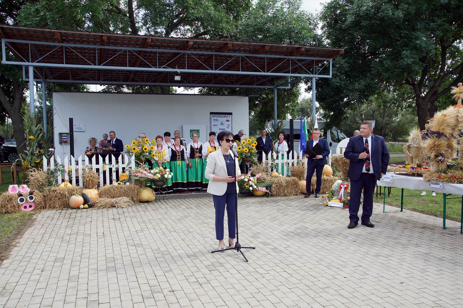 Dożynki Gminy Ruja odbyły się na boisku w Tyńcu Legnickim