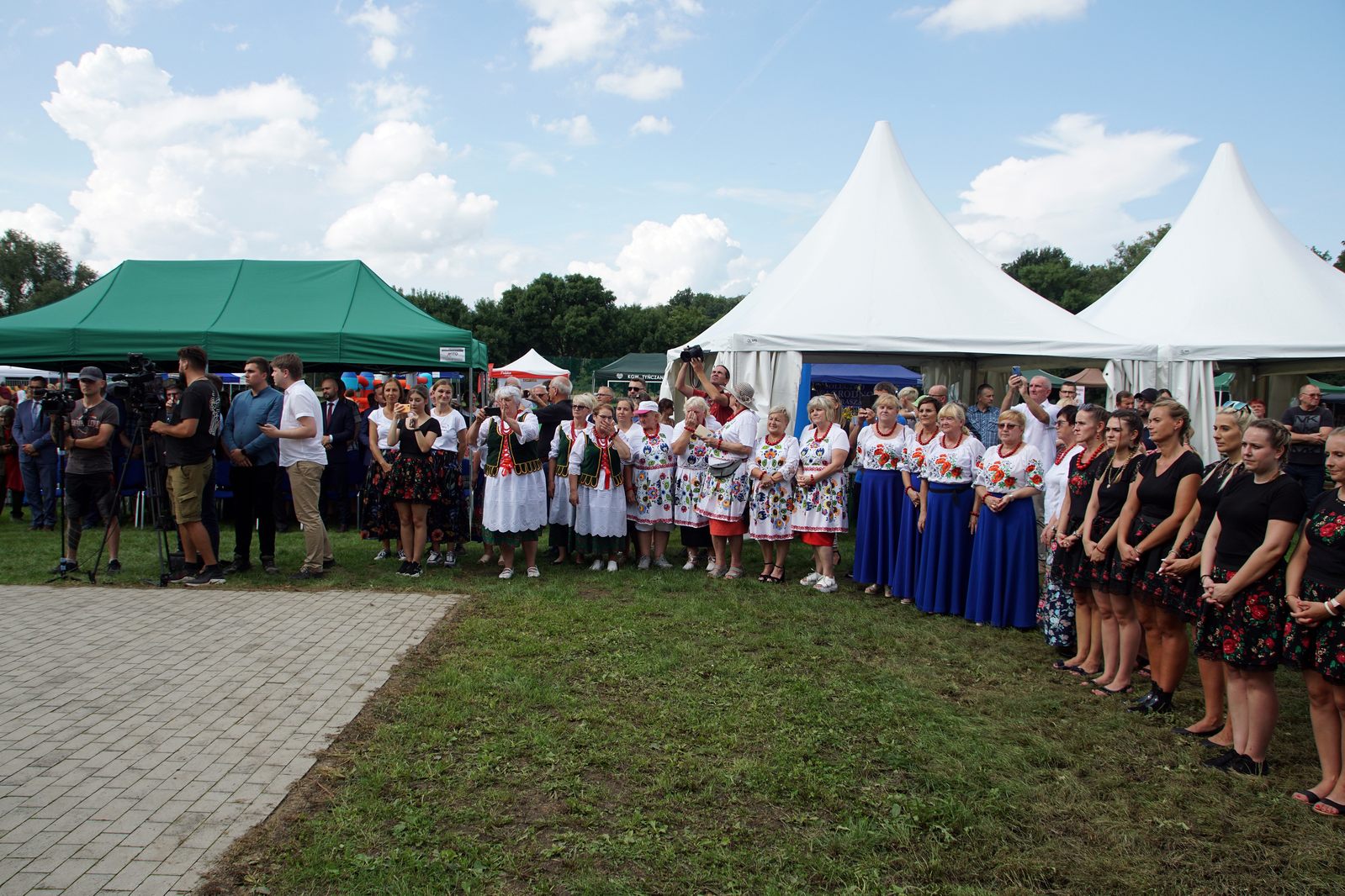 Dożynki Gminy Ruja odbyły się na boisku w Tyńcu Legnickim
