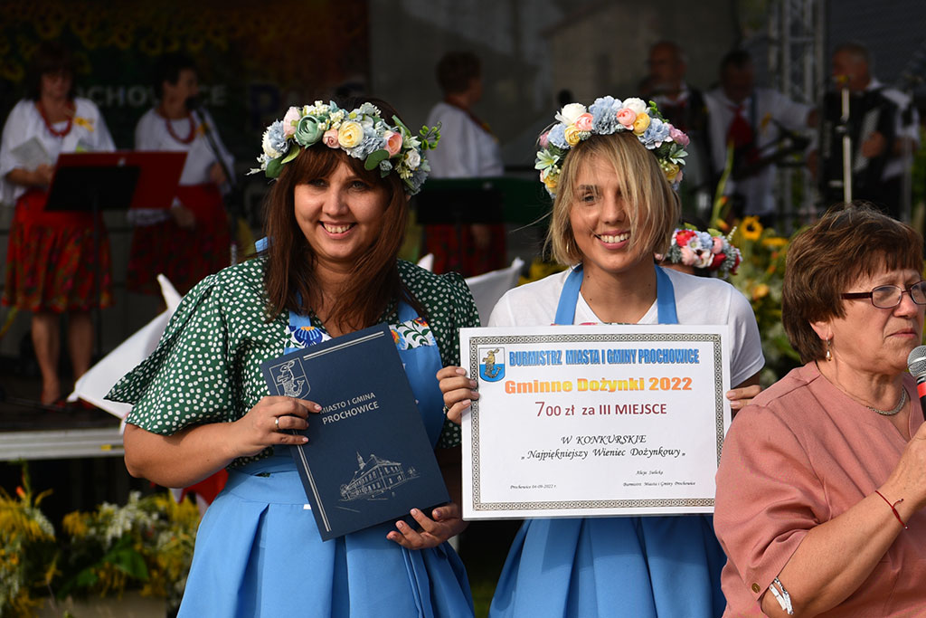 Dziś zapomnieli o smutkach i problemach i bawili się wesoło