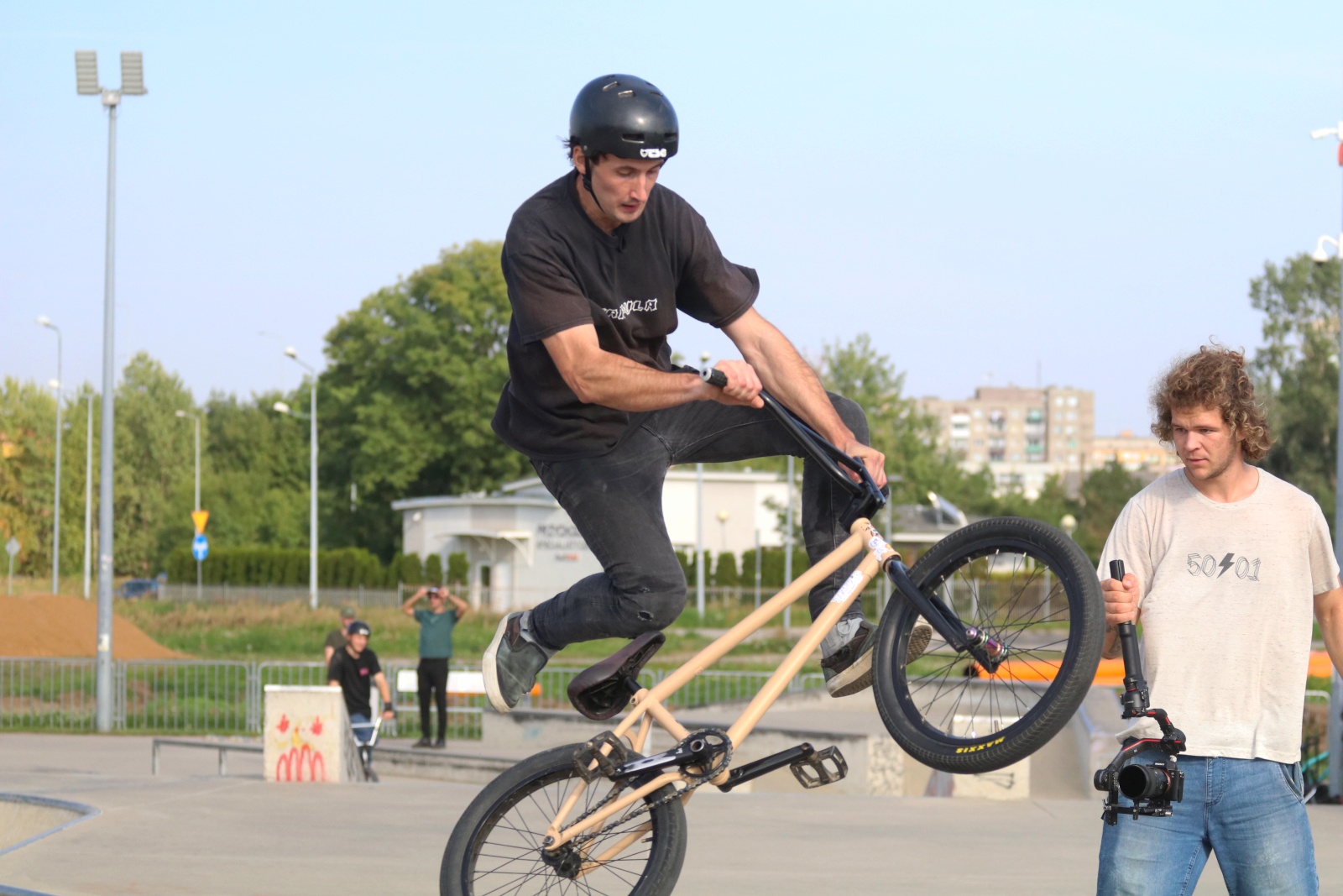 Filmowcy Red Bull Bike kręcą film o polskiej scenie rowerowej