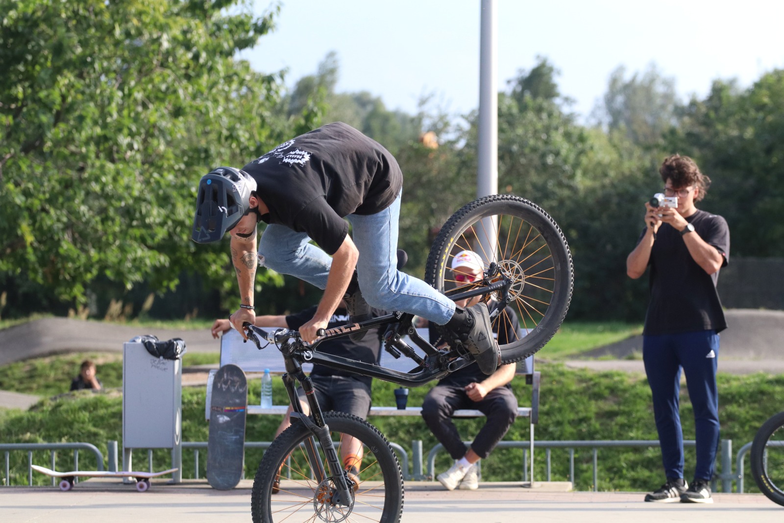 Filmowcy Red Bull Bike kręcą film o polskiej scenie rowerowej