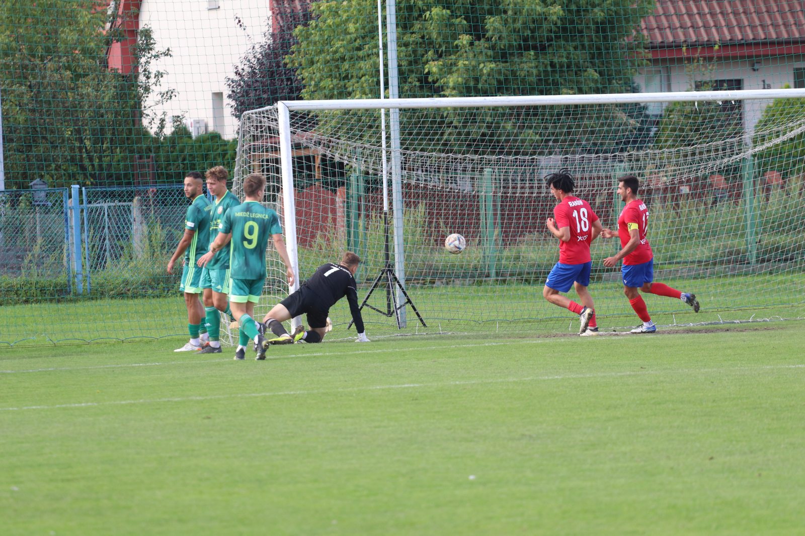 Wysoka wygrana Rakowa II Częstochowa z Miedzią II Legnica