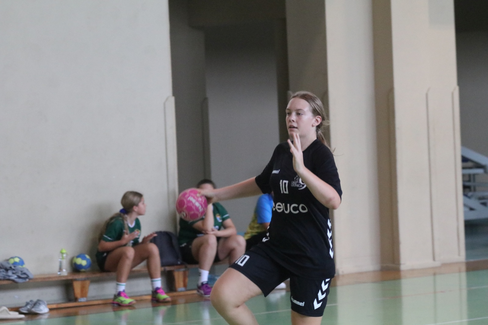 Trzeci dzień zmagań szczypiornistek w festiwalu Lion Cup