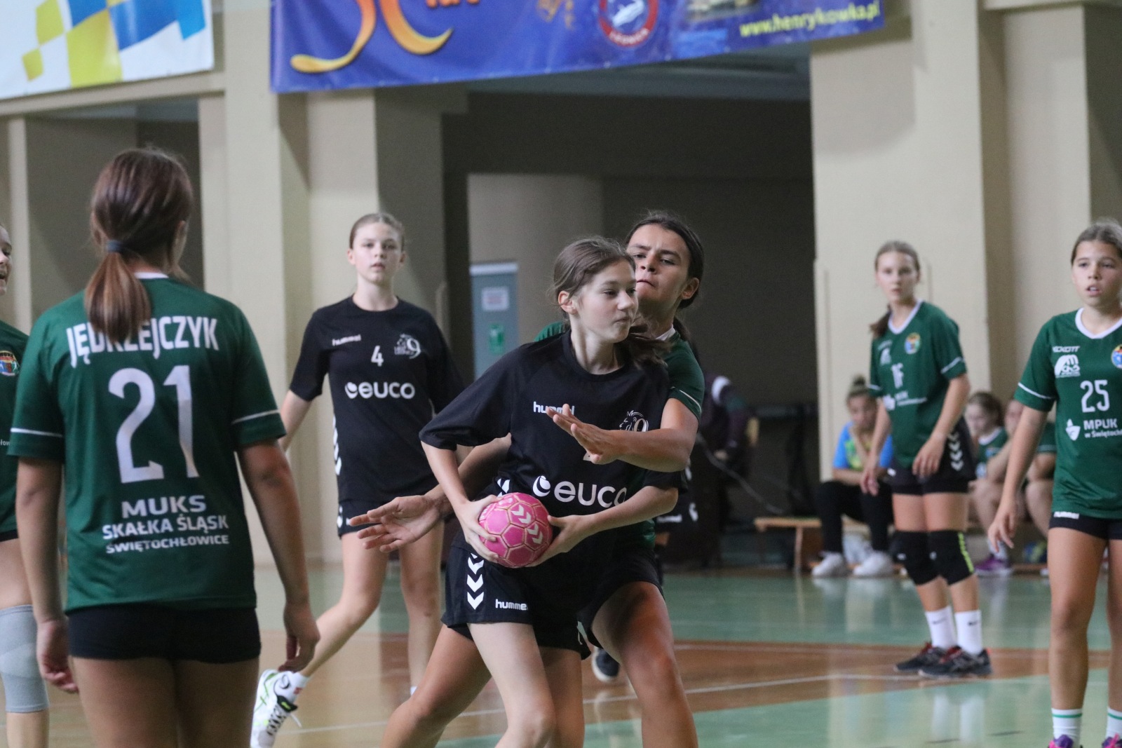 Trzeci dzień zmagań szczypiornistek w festiwalu Lion Cup