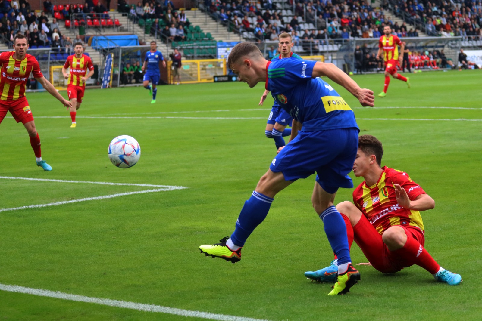 Tylko remis Miedzi Legnica z Koroną Kielce