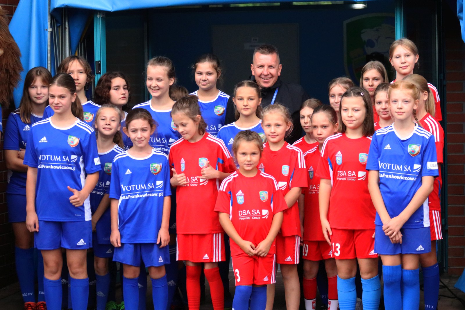 Blisko cztery tysiące kibiców dopingowało piłkarzy Miedzi