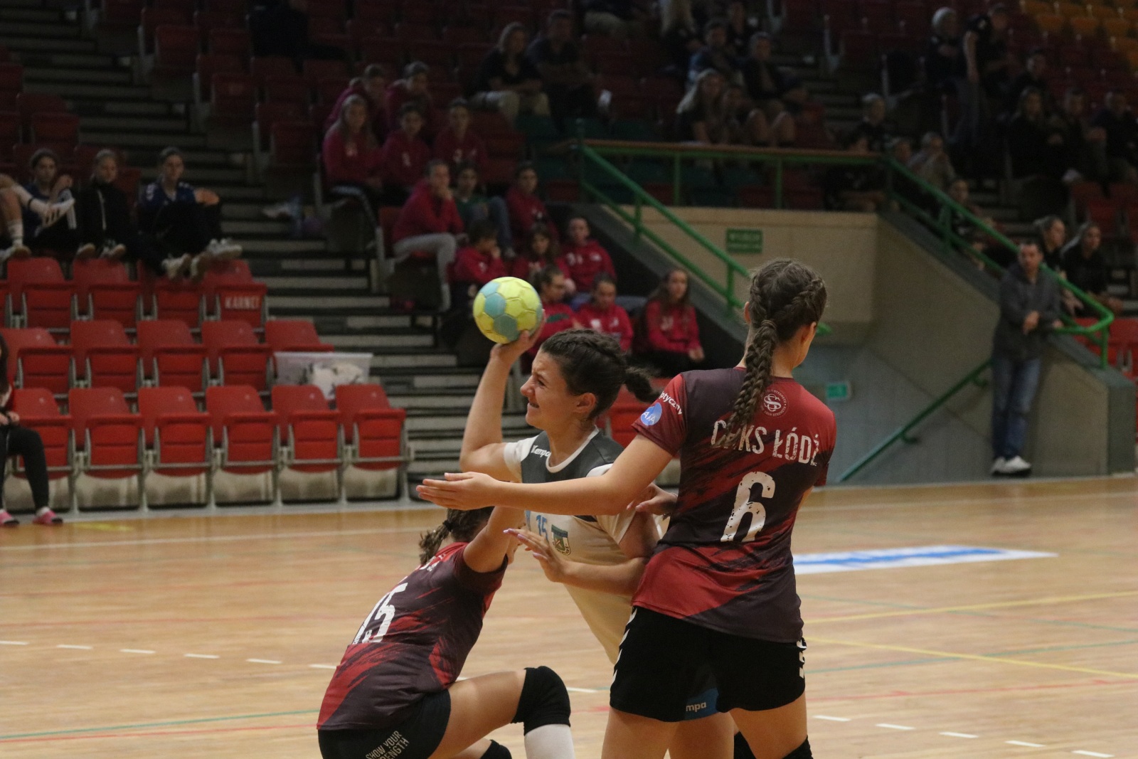 Trzeci dzień zmagań szczypiornistek w festiwalu Lion Cup