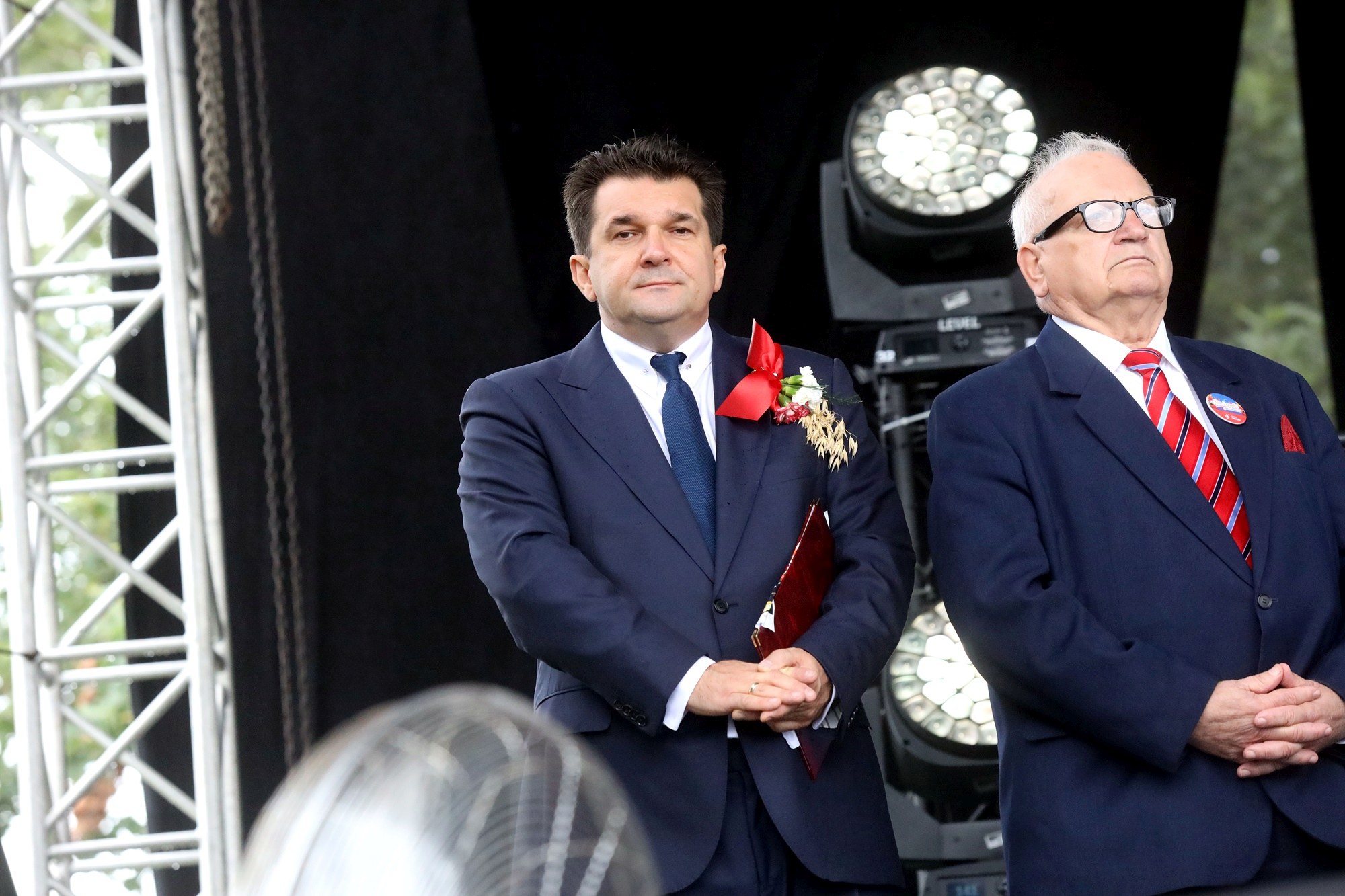 Dożynki w Niedźwiedzicach. Była dobra zabawa mimo złej pogody
