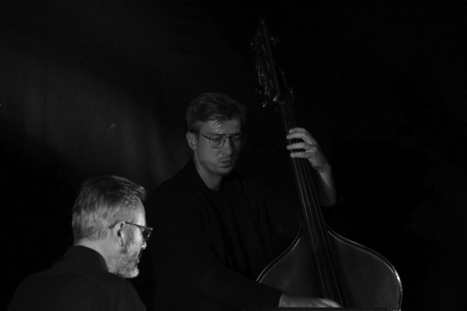 Duet Zawartko/Piasecki zagrał w sali kunickiego ośrodka kultury