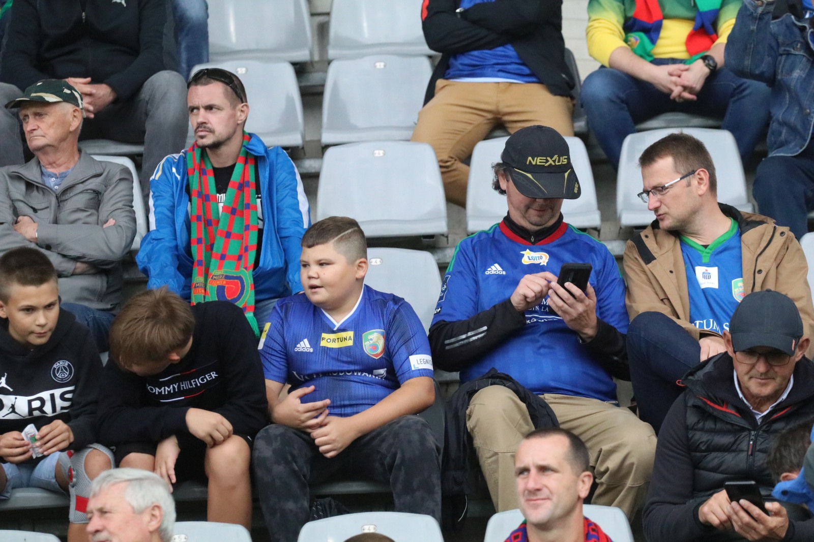 Blisko cztery tysiące kibiców dopingowało piłkarzy Miedzi
