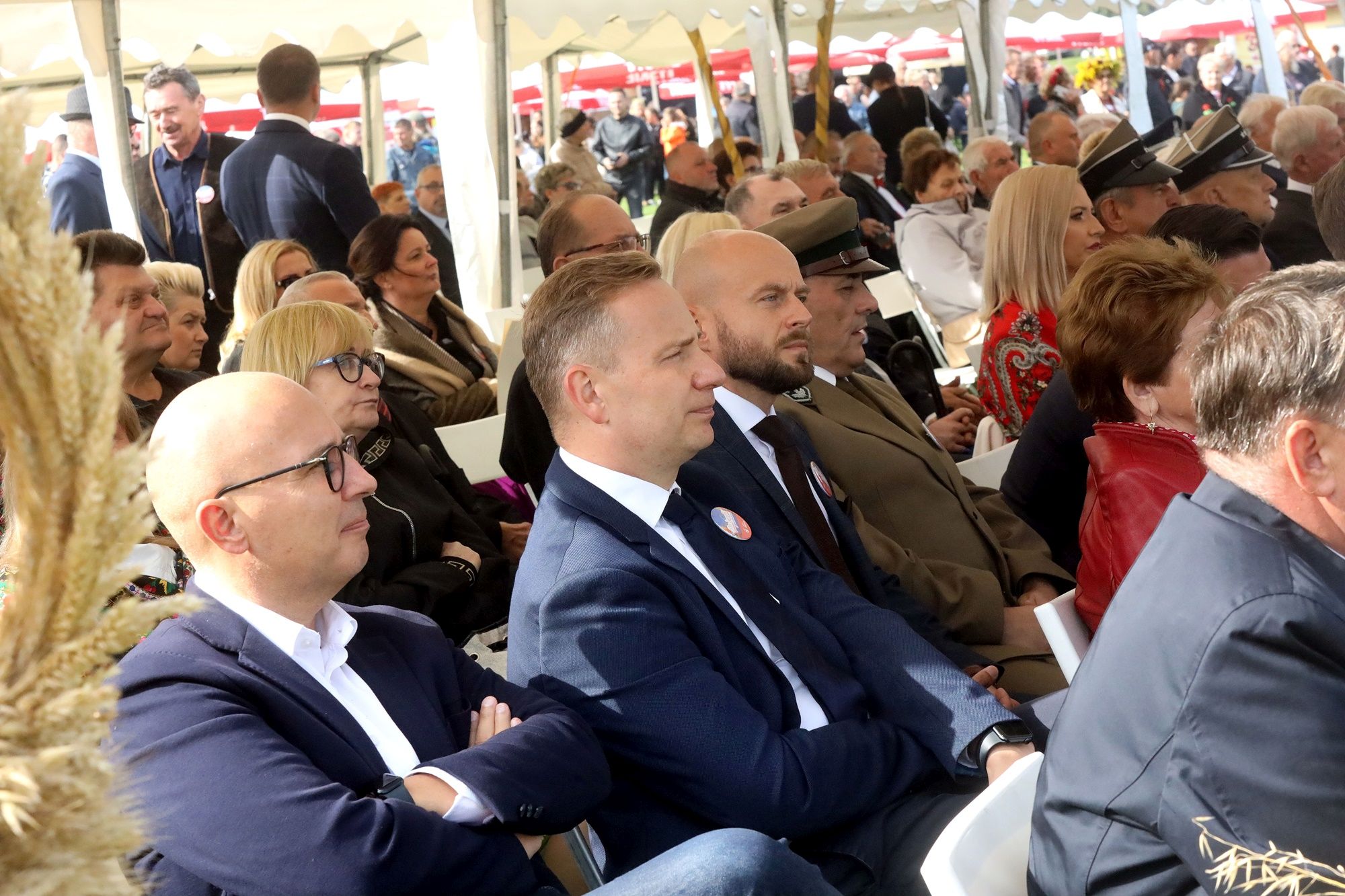 Dożynki w Niedźwiedzicach. Była dobra zabawa mimo złej pogody