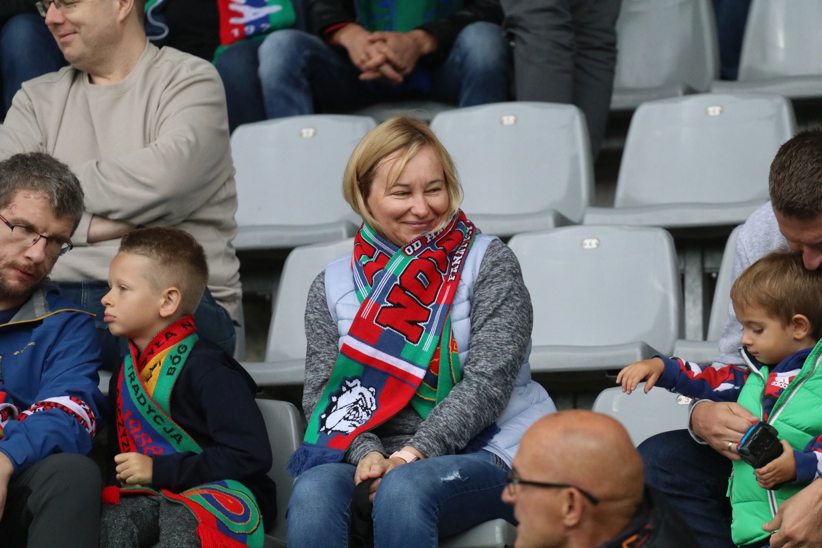 Blisko cztery tysiące kibiców dopingowało piłkarzy Miedzi