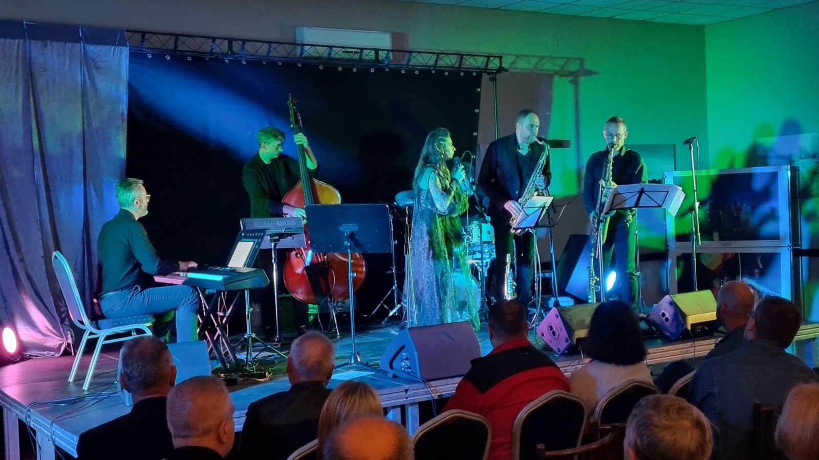 Duet Zawartko/Piasecki zagrał w sali kunickiego ośrodka kultury