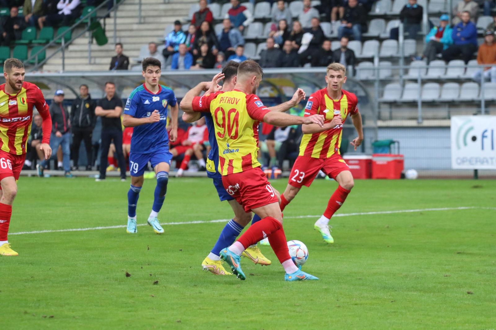 Tylko remis Miedzi Legnica z Koroną Kielce
