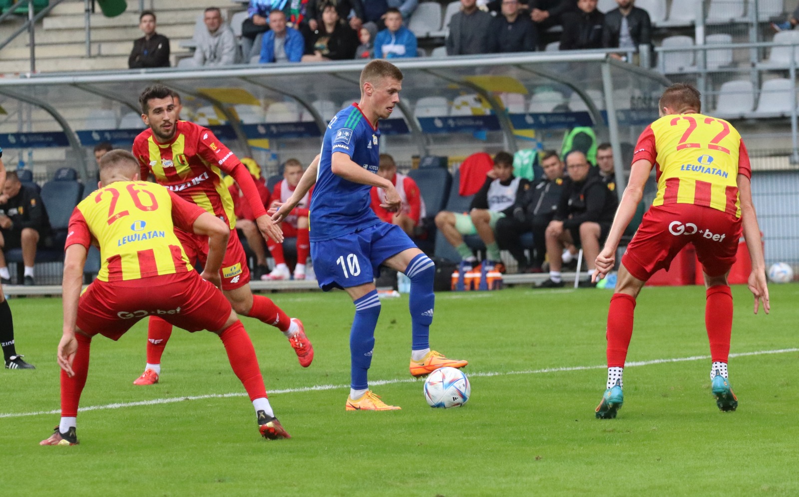 Tylko remis Miedzi Legnica z Koroną Kielce