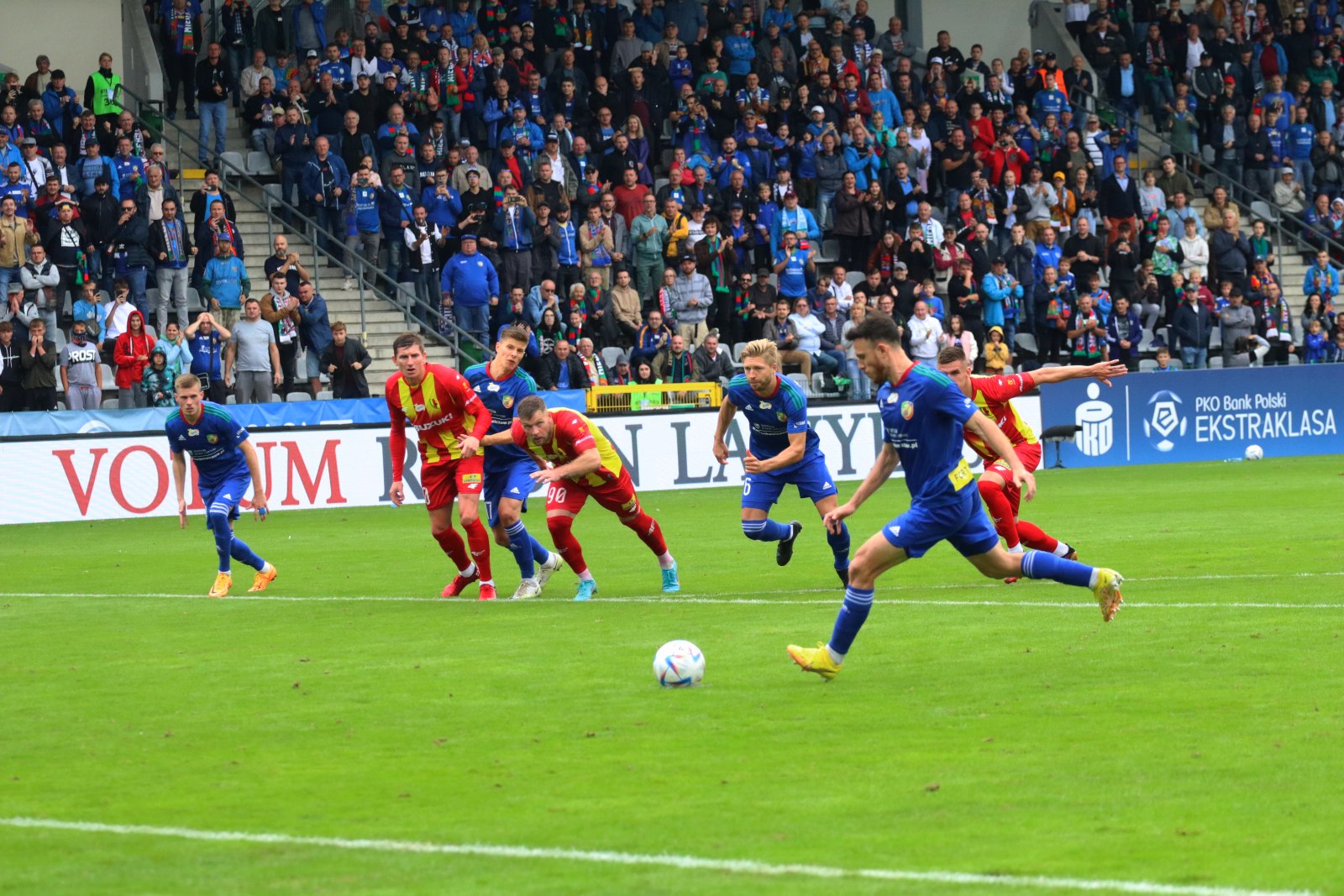 Tylko remis Miedzi Legnica z Koroną Kielce