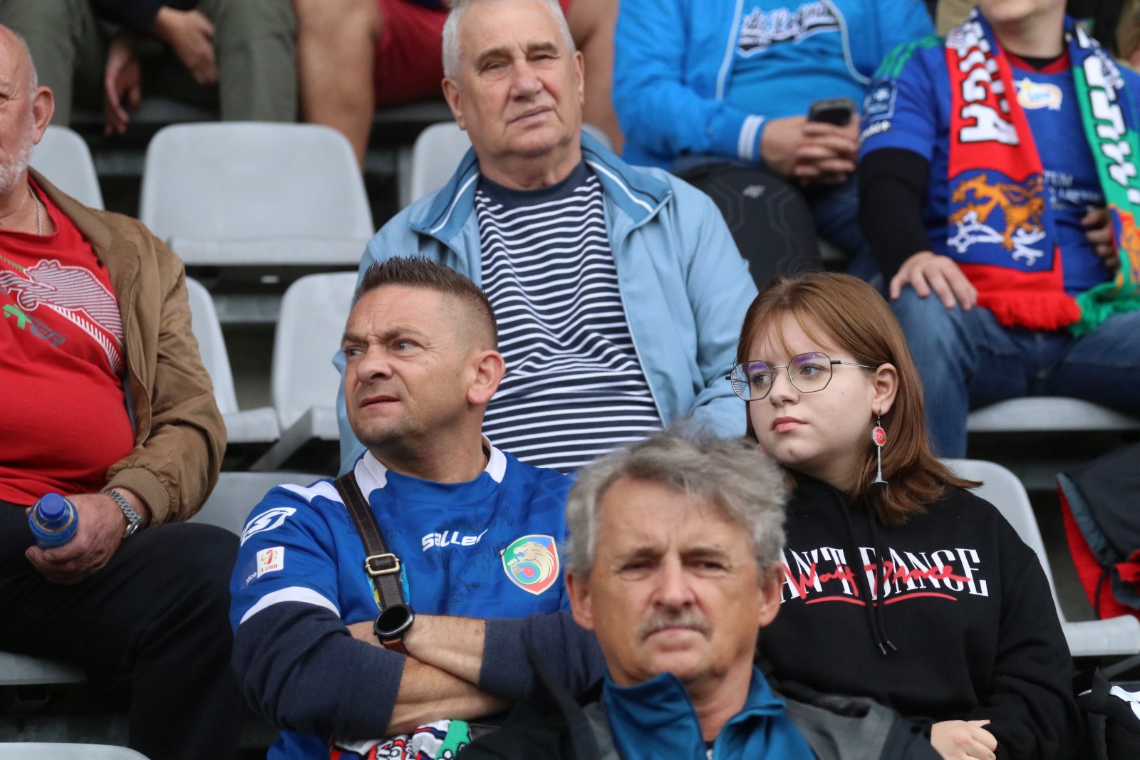 Blisko cztery tysiące kibiców dopingowało piłkarzy Miedzi