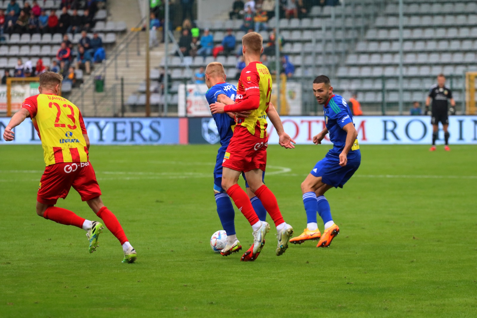 Tylko remis Miedzi Legnica z Koroną Kielce