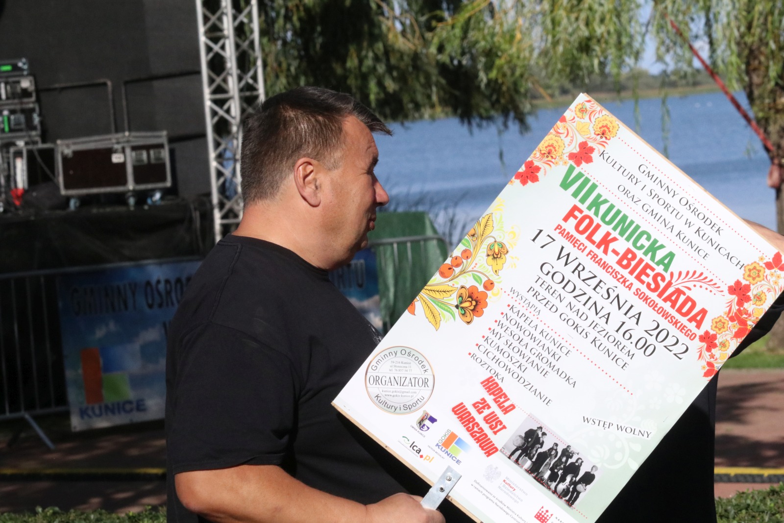 W Kunicach trwa VII Kunicką Folk-Biesiada. Wystąpi siedem kapel