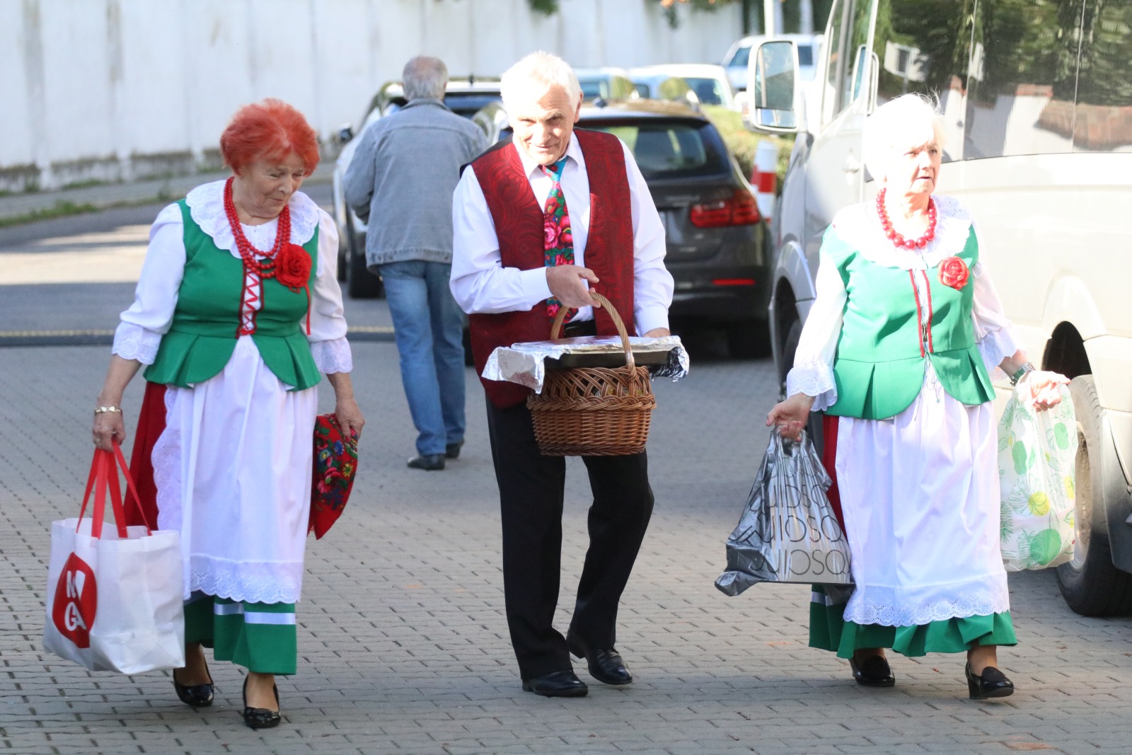 W Kunicach trwa VII Kunicką Folk-Biesiada. Wystąpi siedem kapel