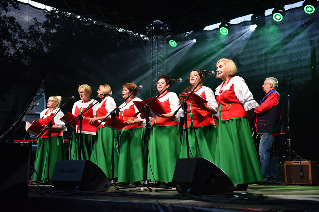 Kapela ze Wsi Warszawa gwiazdą tegorocznej Folk-Biesiady