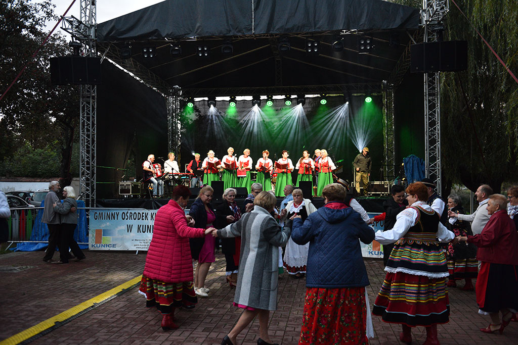 Kapela ze Wsi Warszawa gwiazdą tegorocznej Folk-Biesiady