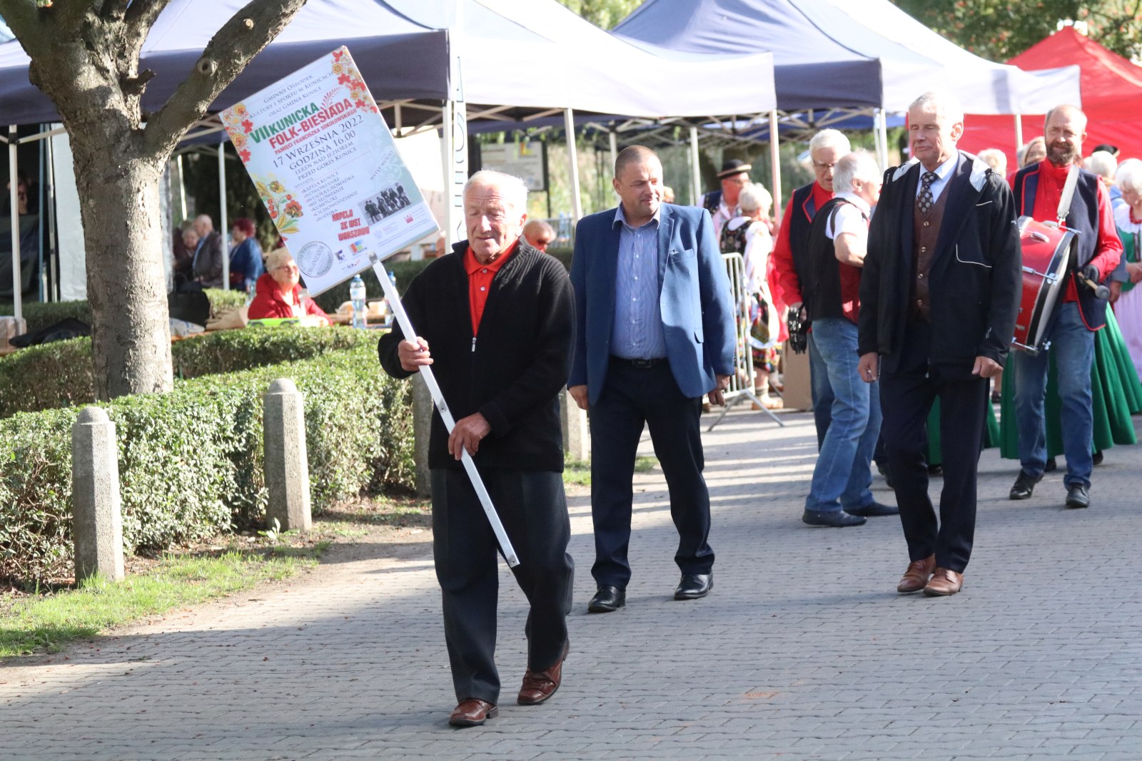 W Kunicach trwa VII Kunicką Folk-Biesiada. Wystąpi siedem kapel