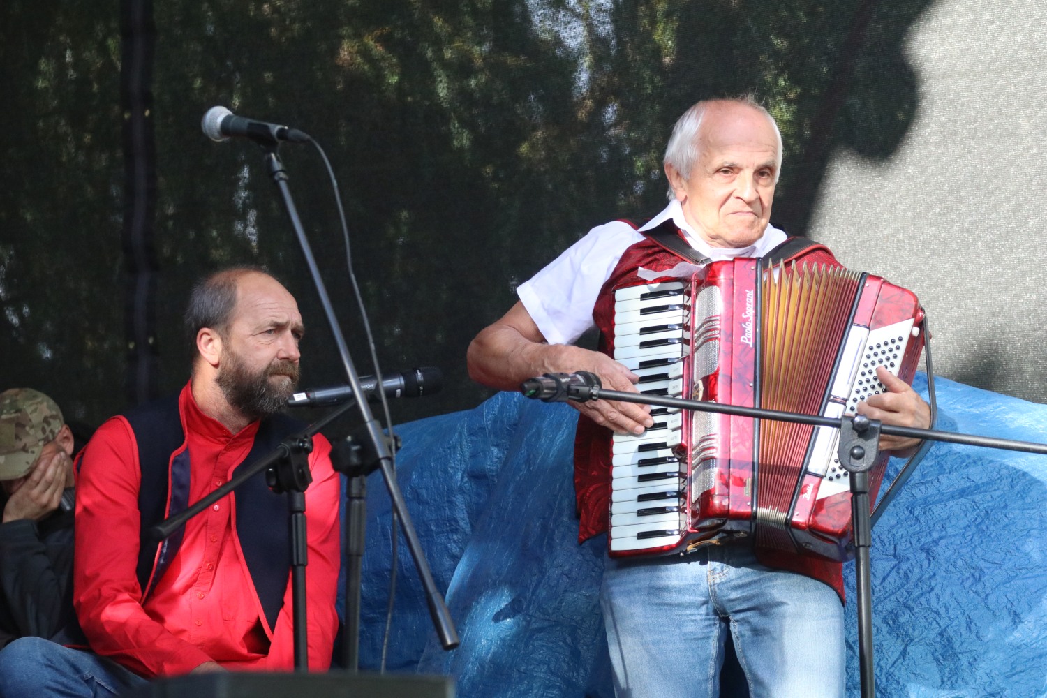 W Kunicach trwa VII Kunicką Folk-Biesiada. Wystąpi siedem kapel