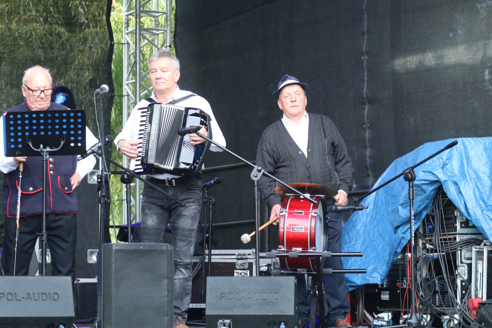 W Kunicach trwa VII Kunicką Folk-Biesiada. Wystąpi siedem kapel