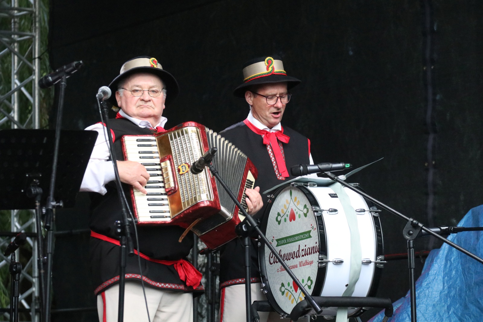 W Kunicach trwa VII Kunicką Folk-Biesiada. Wystąpi siedem kapel