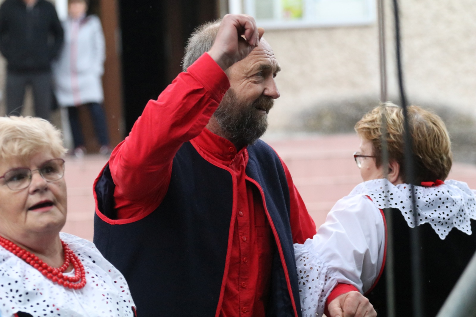 W Kunicach trwa VII Kunicką Folk-Biesiada. Wystąpi siedem kapel