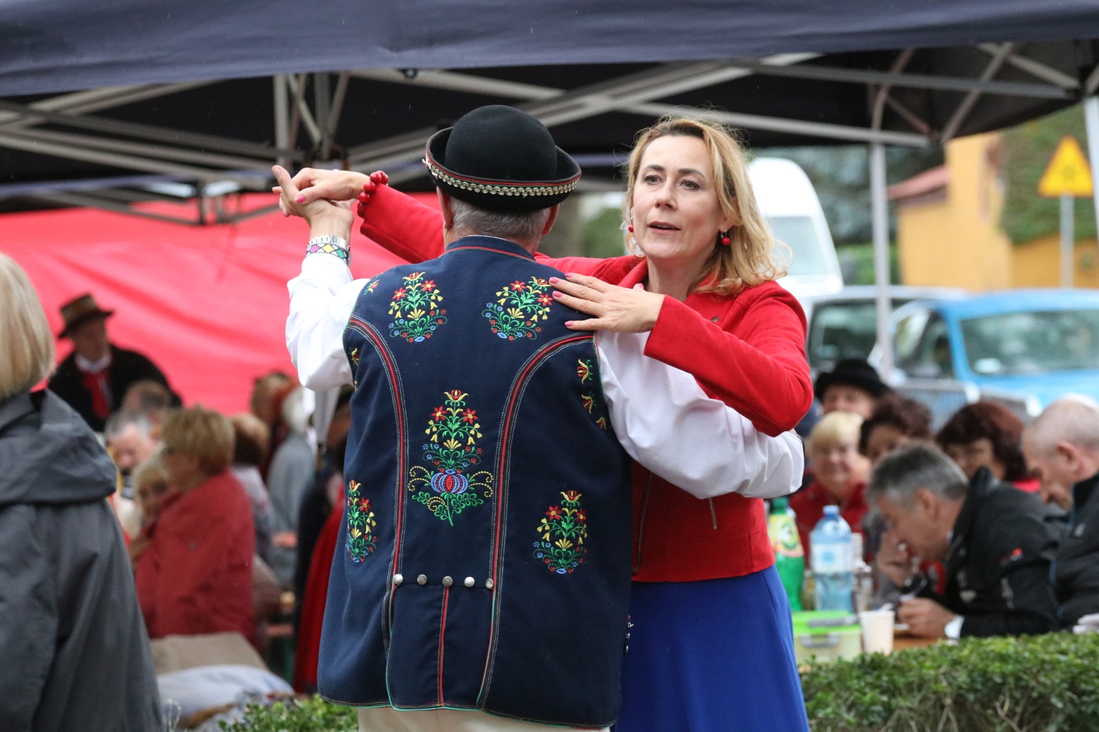 W Kunicach trwa VII Kunicką Folk-Biesiada. Wystąpi siedem kapel