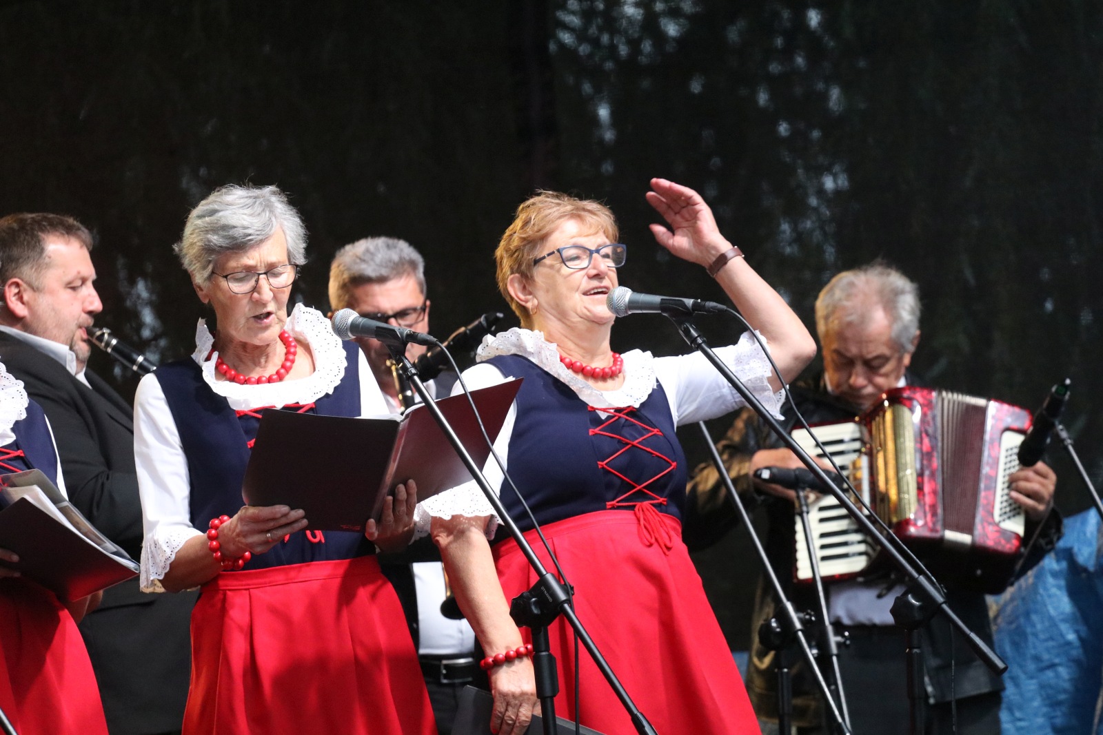 W Kunicach trwa VII Kunicką Folk-Biesiada. Wystąpi siedem kapel