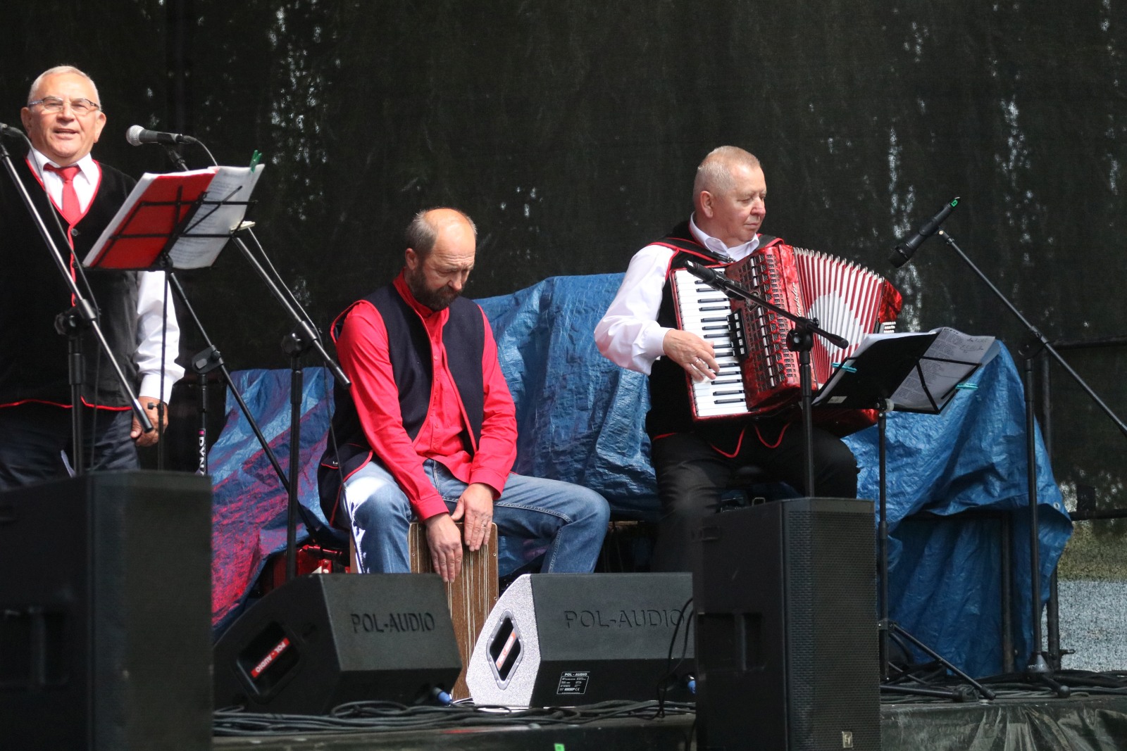 W Kunicach trwa VII Kunicką Folk-Biesiada. Wystąpi siedem kapel