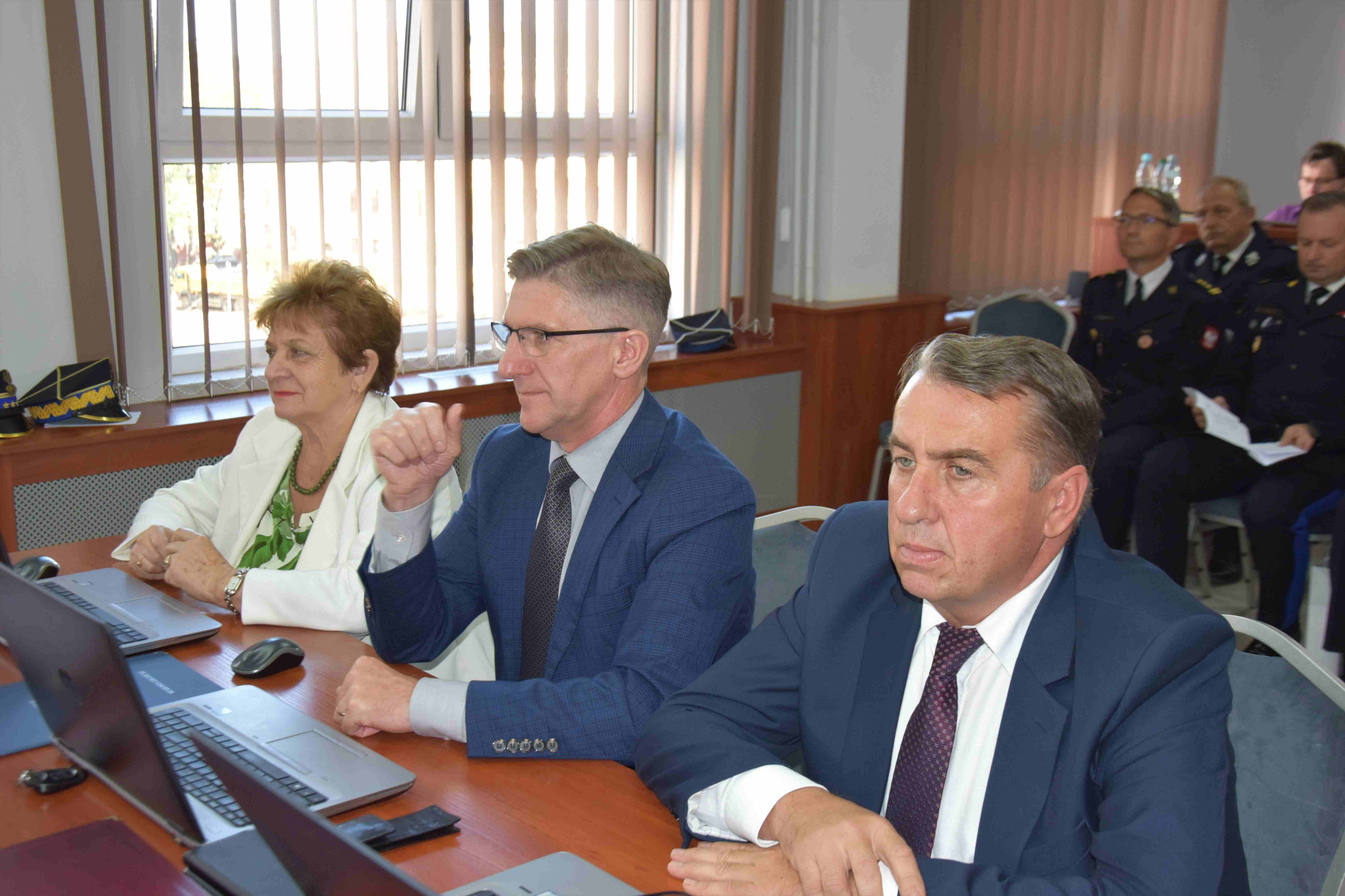 Obradowali radni powiatu legnickiego