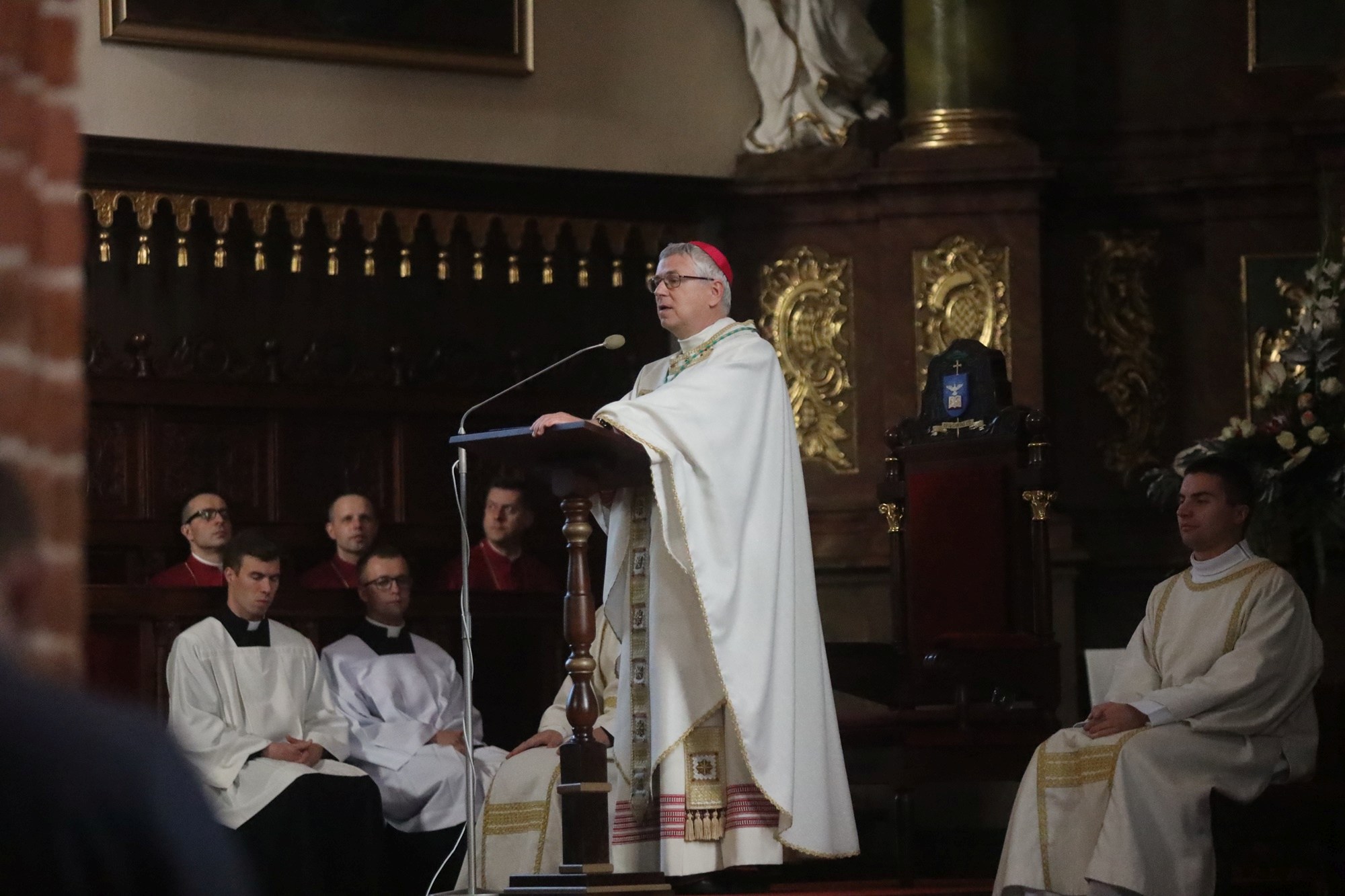W katedrze odbyła się konsekracja nowego ołtarza