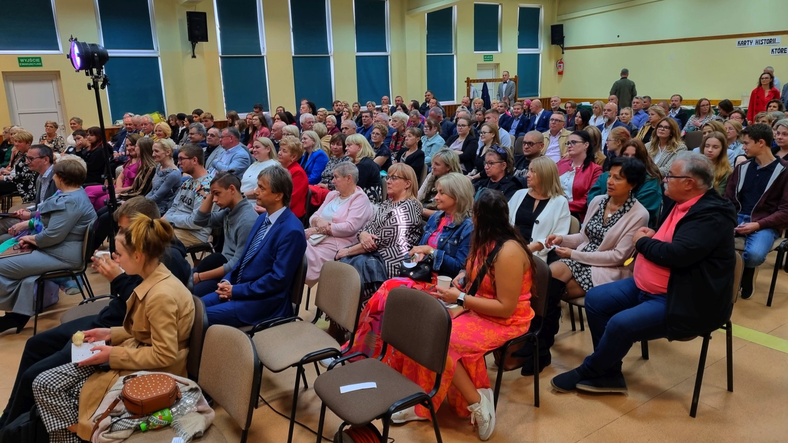 Uczniowie zorganizowali benefis Jubilatce Bogumile Słomczyńskiej
