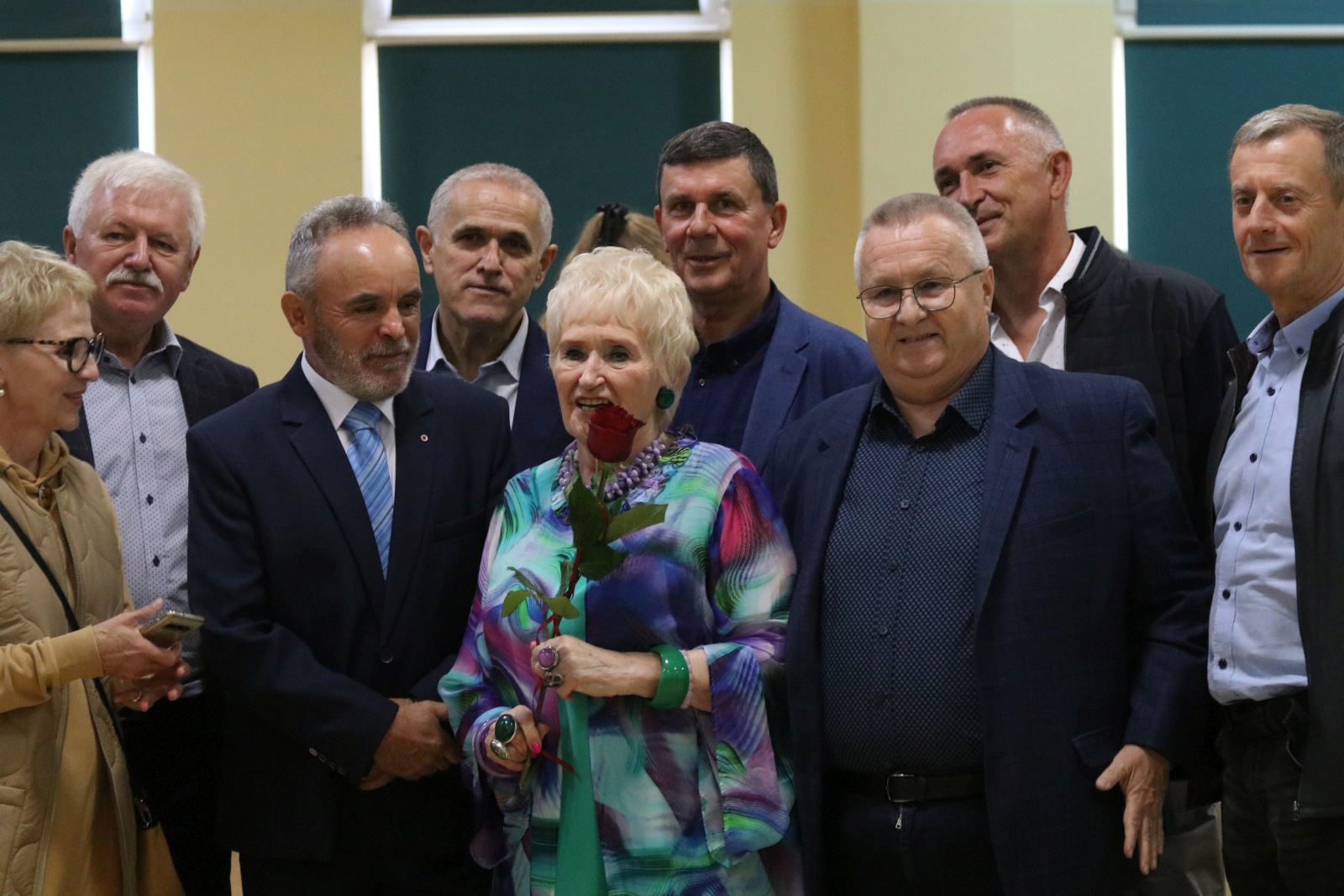 Uczniowie zorganizowali benefis Jubilatce Bogumile Słomczyńskiej