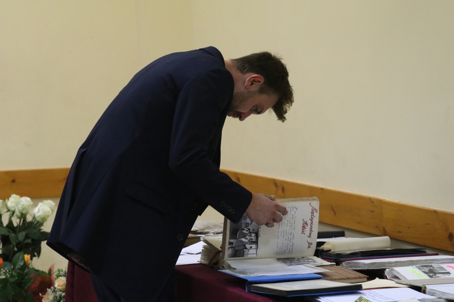 Uczniowie zorganizowali benefis Jubilatce Bogumile Słomczyńskiej