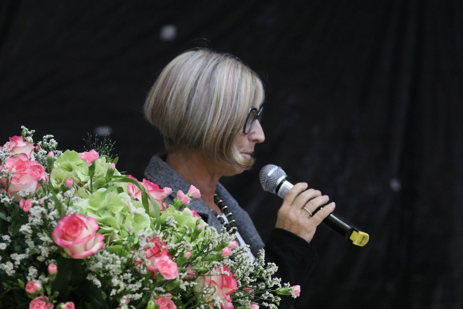 Uczniowie zorganizowali benefis Jubilatce Bogumile Słomczyńskiej