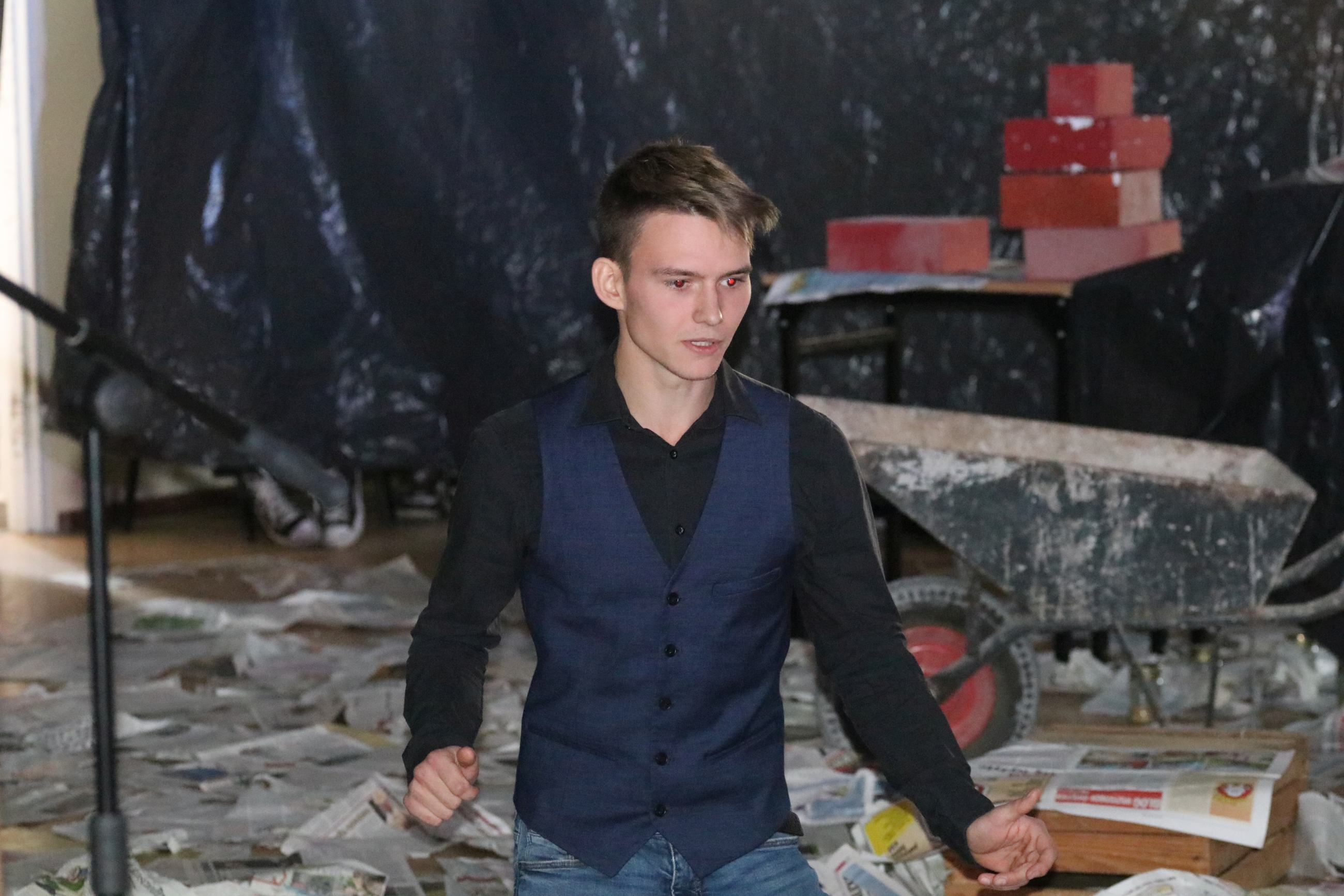Uczniowie zorganizowali benefis Jubilatce Bogumile Słomczyńskiej