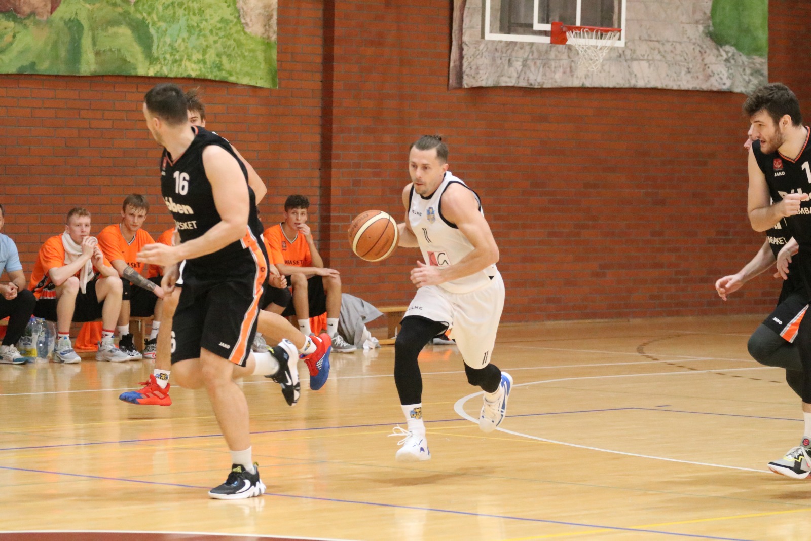Sensacyjne zwycięstwo KS Basket Legnica na inaugurację sezonu