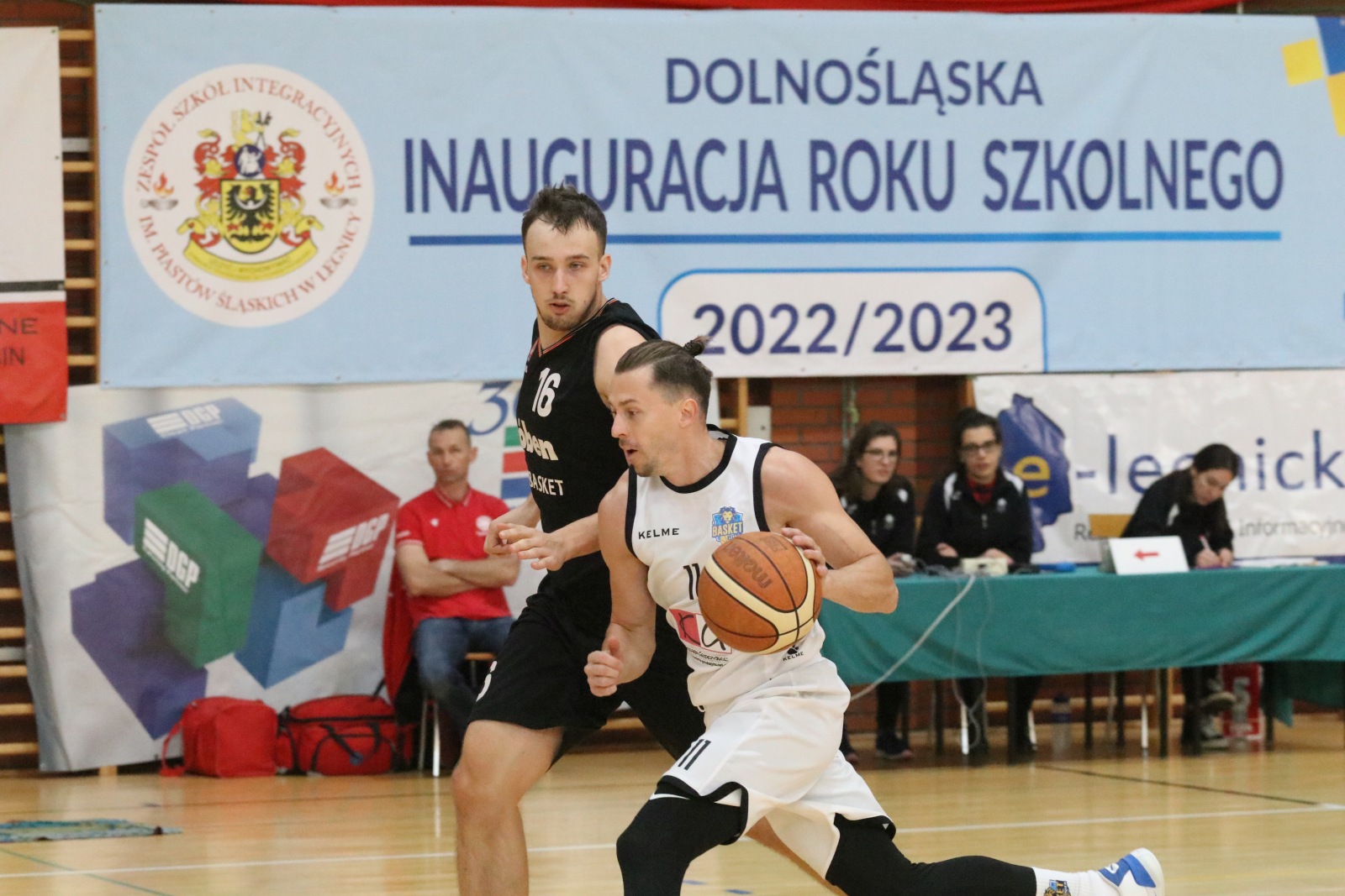 Sensacyjne zwycięstwo KS Basket Legnica na inaugurację sezonu