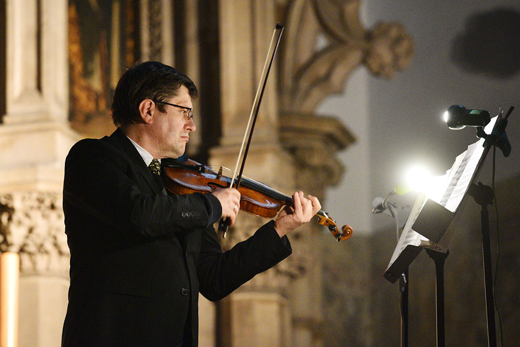 Koncert przy blasku świec pamięci Witelona