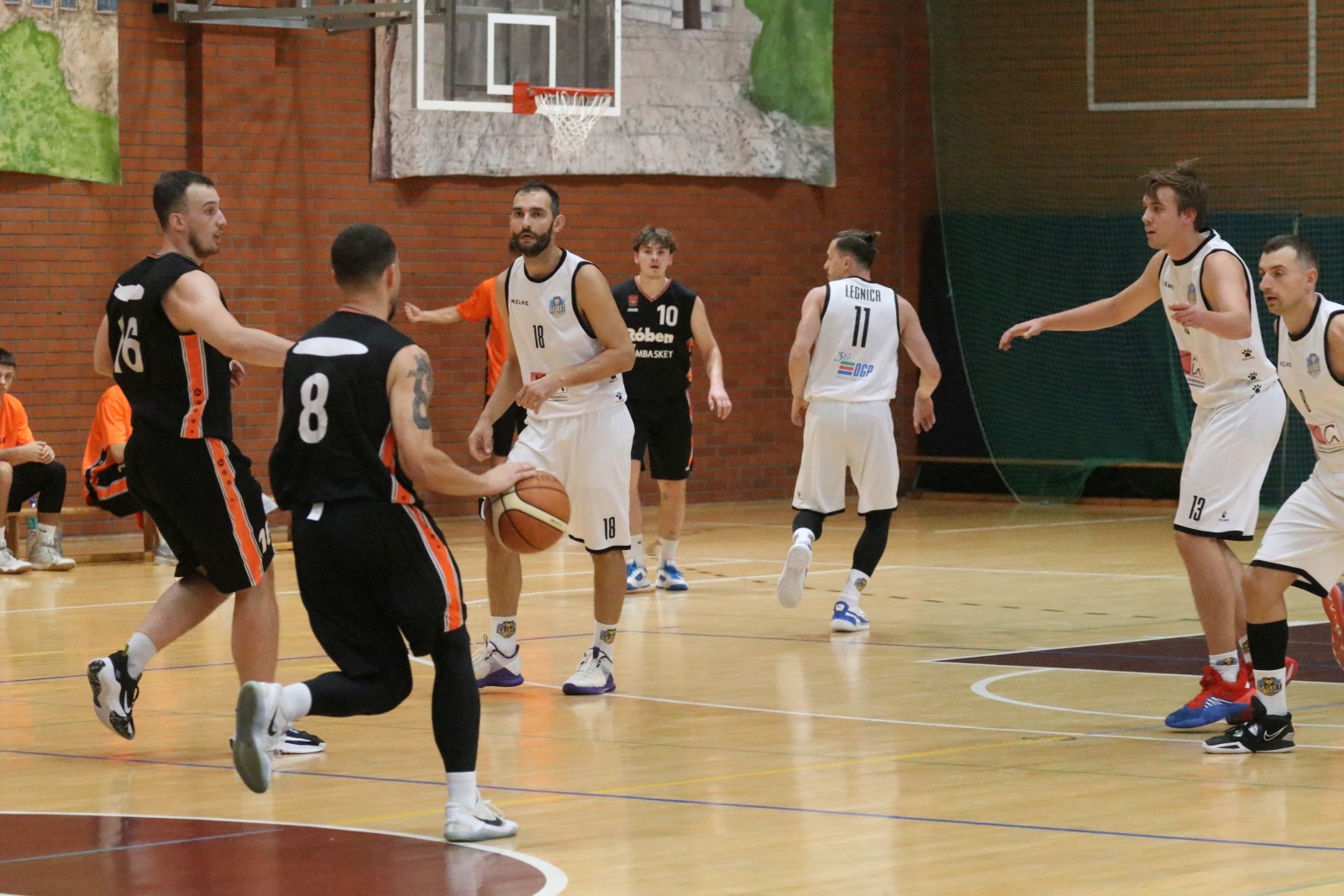 Sensacyjne zwycięstwo KS Basket Legnica na inaugurację sezonu