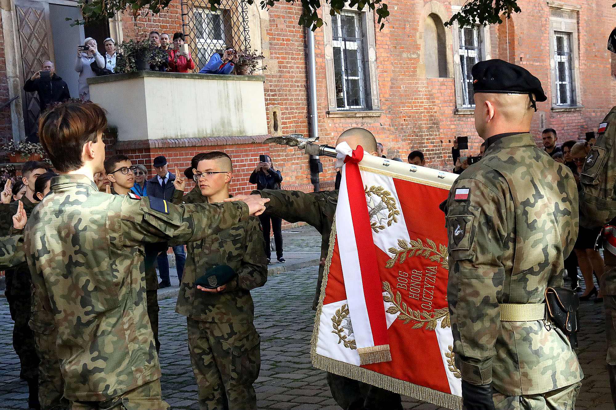 Ślubowanie kadetów Wojskowej Szkoły im. Zawiszy Czarnego