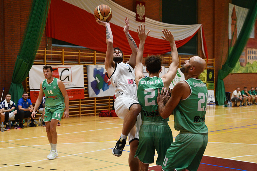 KS Basket Legnica ponownie wygrywa w trzeciej lidze