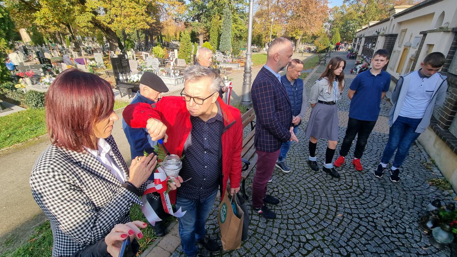 Zapalili znicze na grobach bohaterów Powstania Wielkopolskiego